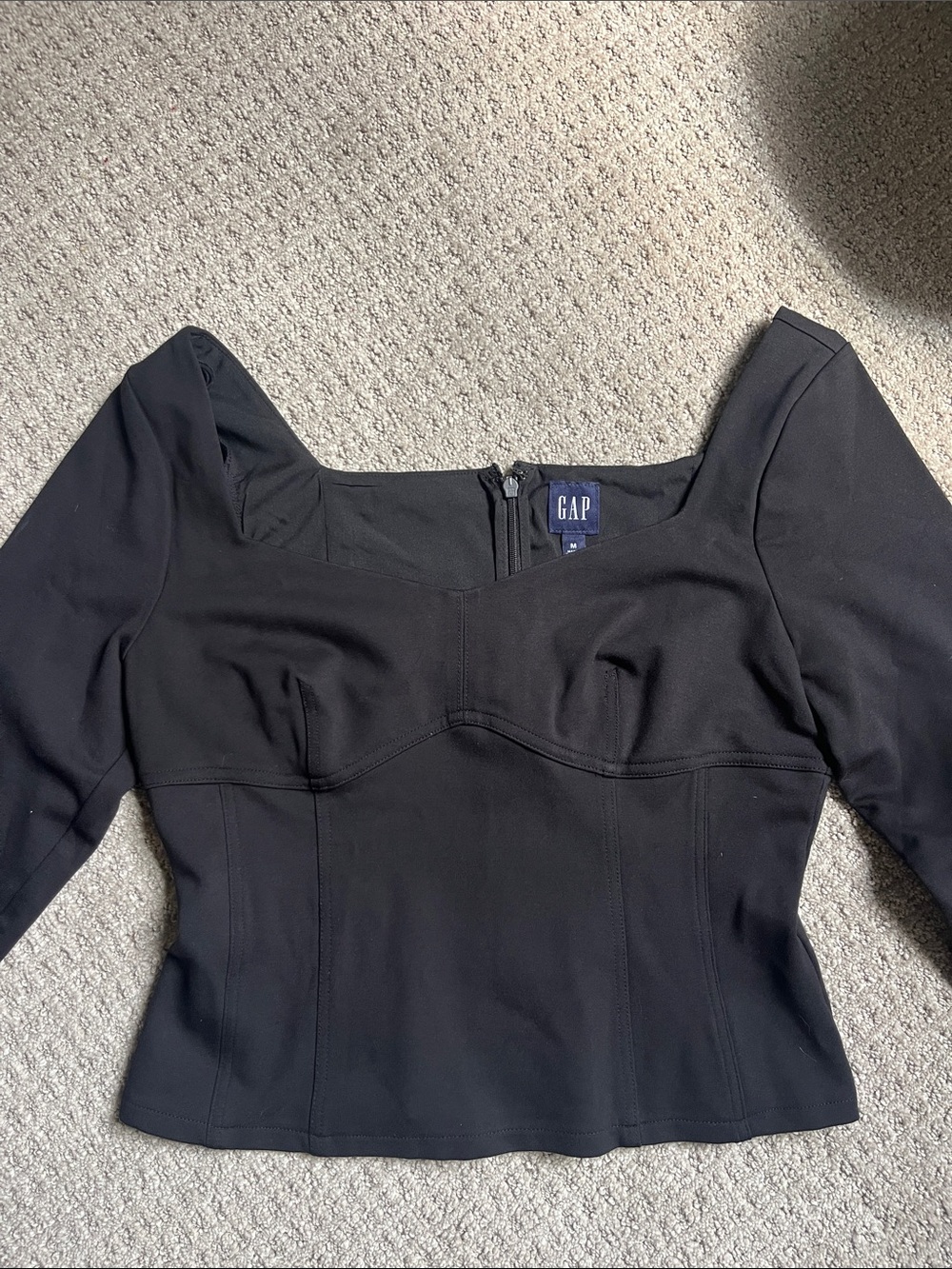 GAP Black Fitted Sweetheart Long Sleeve Top